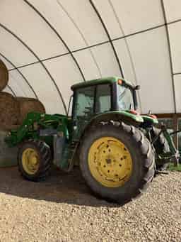 2013 John Deere 6115M Image