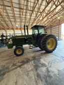 1989 John Deere 4555 Image