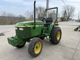 2003 John Deere 790 Image