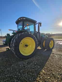 2013 John Deere 8360R Image