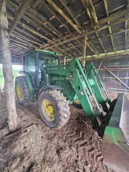 1995 John Deere 6300 Image