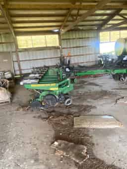 2008 John Deere 1770 Image