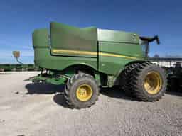 2022 John Deere S790 Image