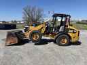 2016 Caterpillar 906 Image