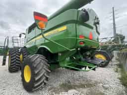 2024 John Deere S780 Image