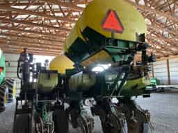 2009 John Deere 1770NT Image