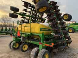 2003 John Deere 1890 Image