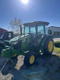 2025 John Deere 5075E Image