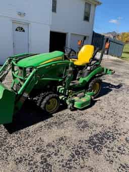 2018 John Deere 1025R Image