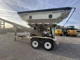 2020 Unverferth 3955DXL Image