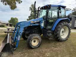 2001 New Holland TS100 Image