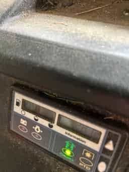 Massey Ferguson 2723 Image