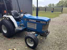 1990 Ford 1520 Image