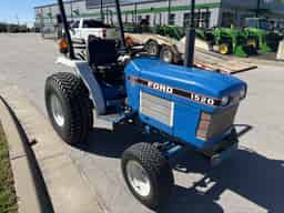 1990 Ford 1520 Image