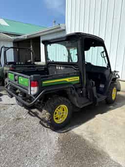 2023 John Deere XUV 835M Image