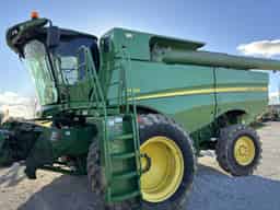 2013 John Deere S660 Image