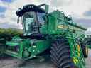 2022 John Deere X9 1000 Image