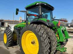 2023 John Deere 8R 370 Image