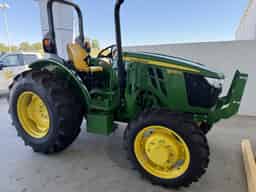 2022 John Deere 5055E Image
