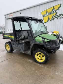 2023 John Deere XUV 835M Image