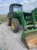 2009 John Deere 7330 Image