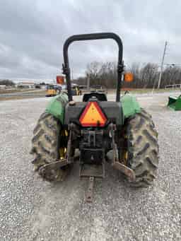 1992 John Deere 5200 Image