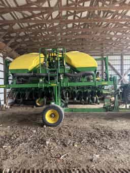 2022 John Deere 1745 Image