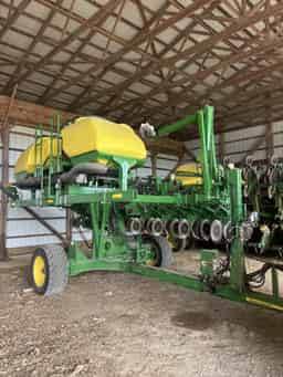 2022 John Deere 1745 Image