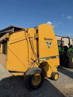 2015 Vermeer 605N Image