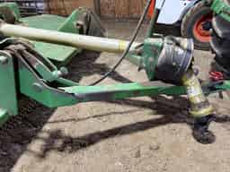 2000 John Deere MX8 Image