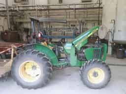 2001 John Deere 5105 Image