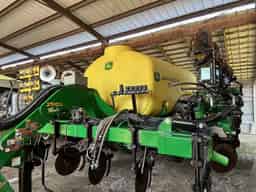 2017 John Deere 2510L Image