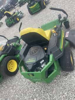 2023 John Deere Z320R Image