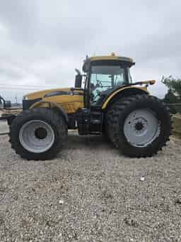 2013 Challenger MT675D Image