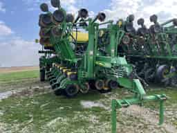 2015 John Deere 1795 Image