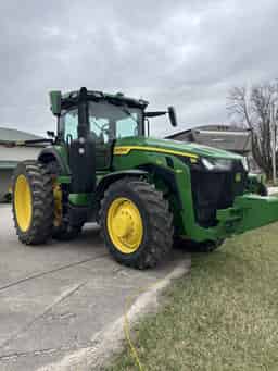 2022 John Deere 8R 280 Image