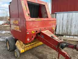 2002 New Holland 658 Image