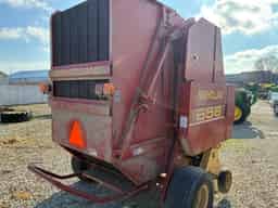 2002 New Holland 658 Image
