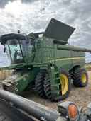 2014 John Deere S670 Image