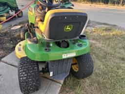 2013 John Deere D105 Image