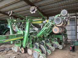 2003 John Deere 1790 Image