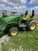 2015 John Deere 3046R Image