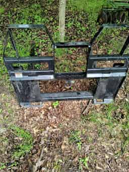 2024 Woods Pallet Forks Image