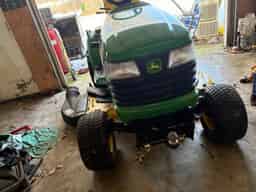 2002 John Deere X475 Image