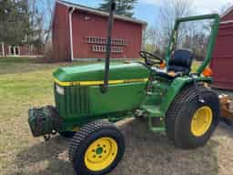 1999 John Deere 790 Image