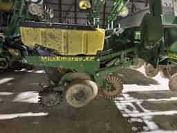 2007 John Deere 1770NT Image