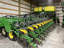 2022 John Deere DB60 Image