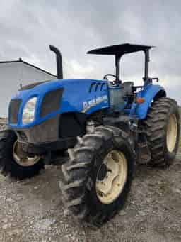 2016 New Holland TS6.110 T4B Image
