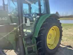 2004 John Deere 6420 Image