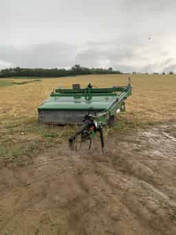 John Deere 910 Image